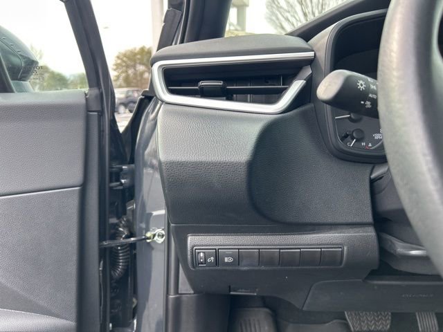 Used 2025 Toyota Corolla SE image 26
