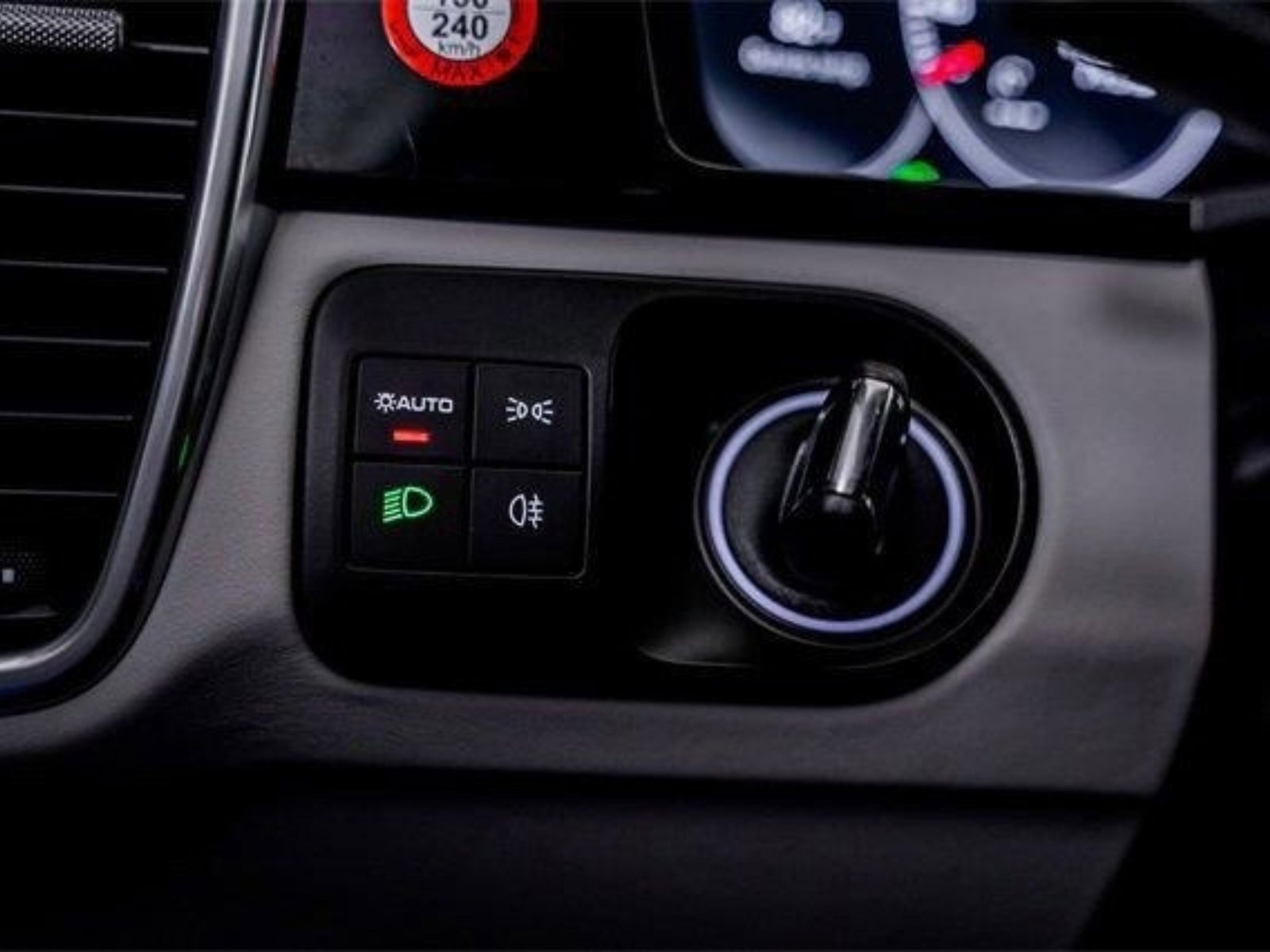 Used 2022 Porsche Cayenne S image 49