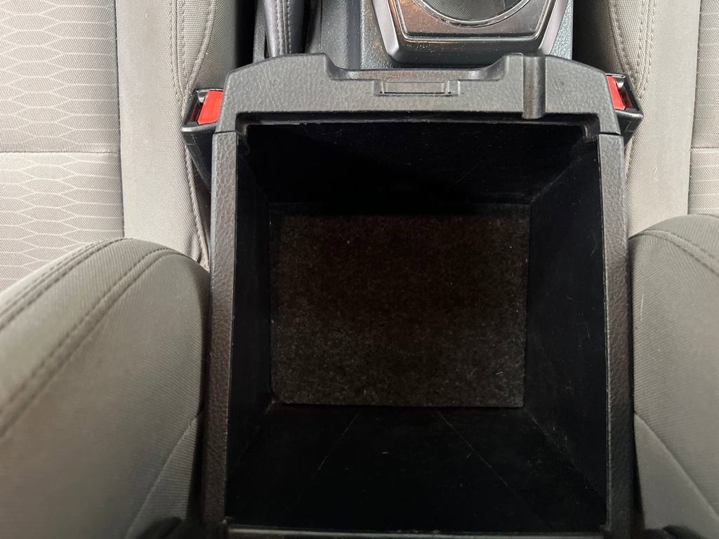 Used 2016 Toyota Tacoma SR image 30