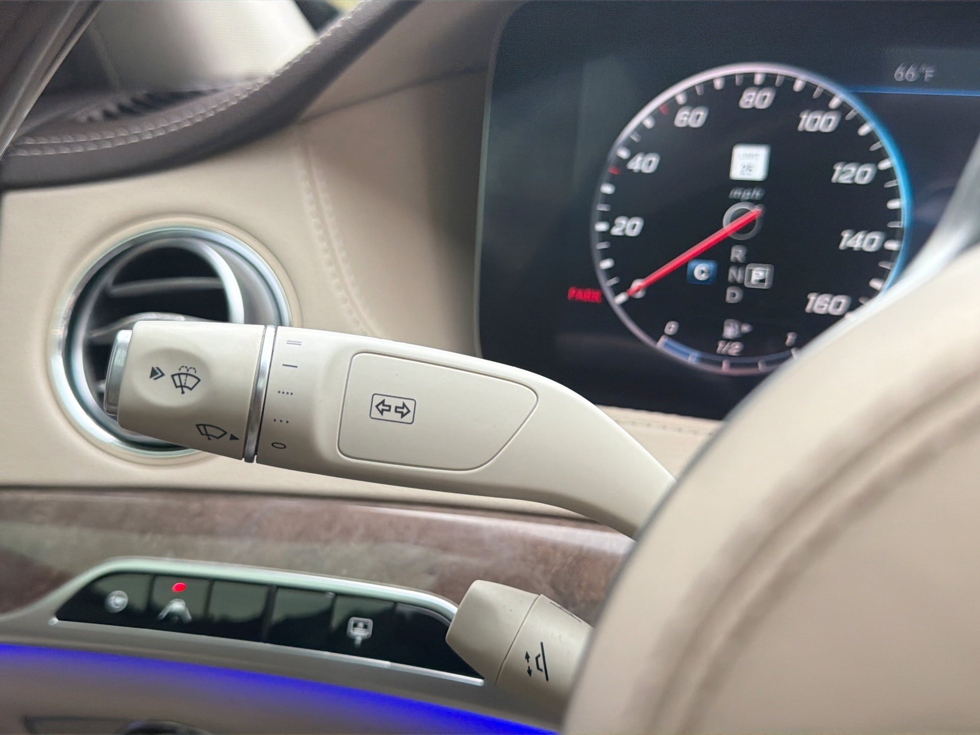 Used 2019 Mercedes-Benz S 560 Sedan image 34