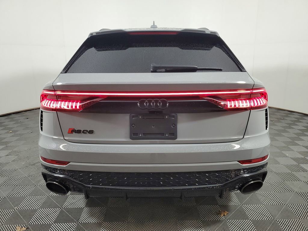 Used 2024 Audi RS Q8 w/ Black Optic Package image 5