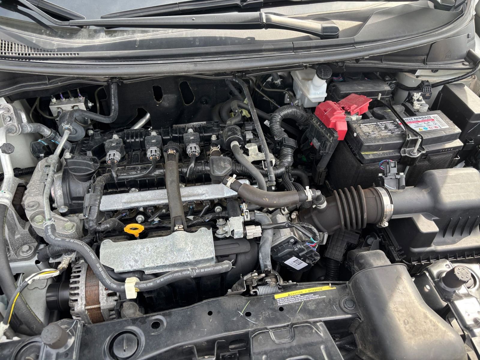 Used 2025 Nissan Versa SV FWD image 30