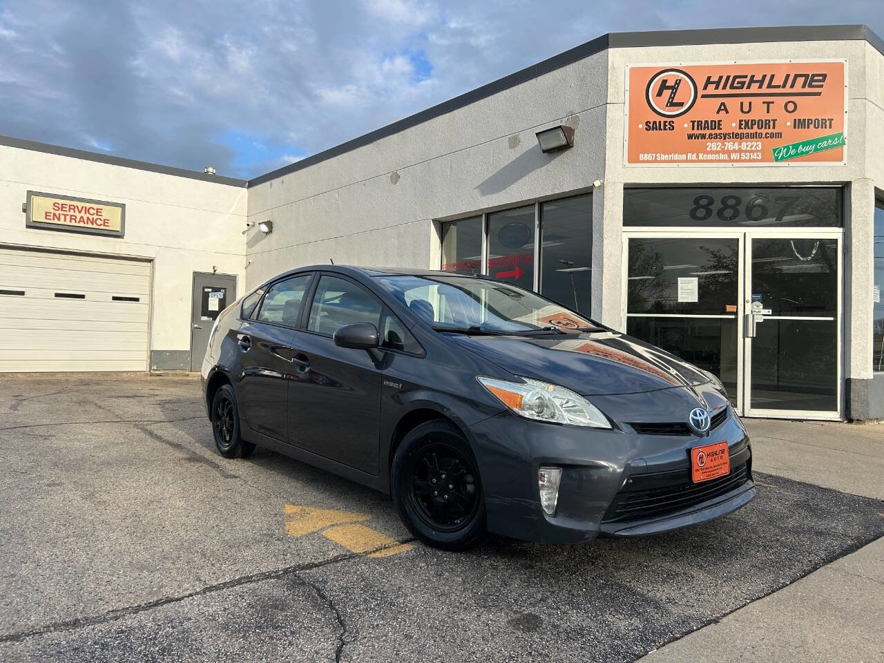 Used 2013 Toyota Prius Three FWD image 2