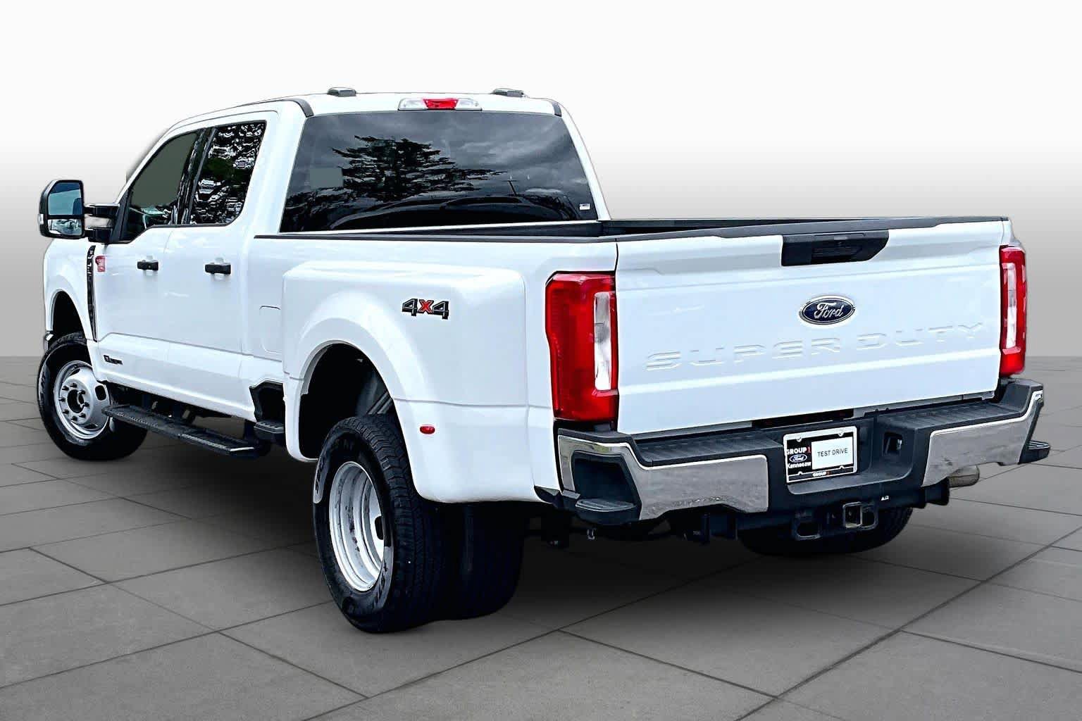 Used 2026 Ford F350 XLT AWD/4WD image 12