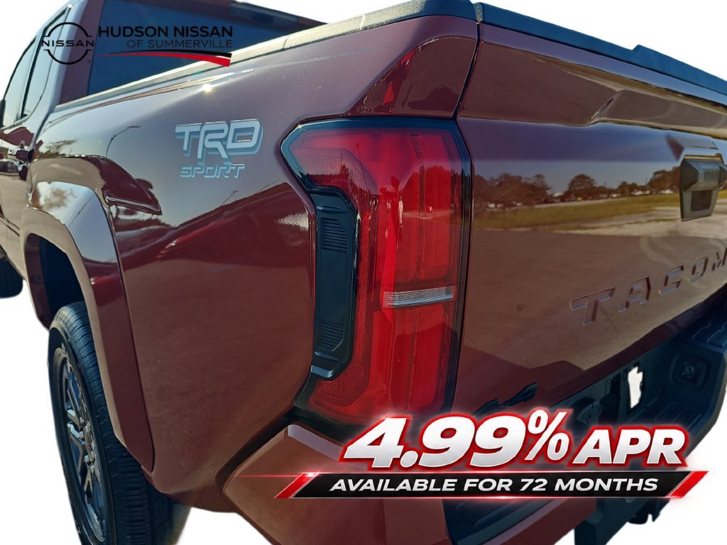 Used 2025 Toyota Tacoma TRD Sport AWD/4WD image 34