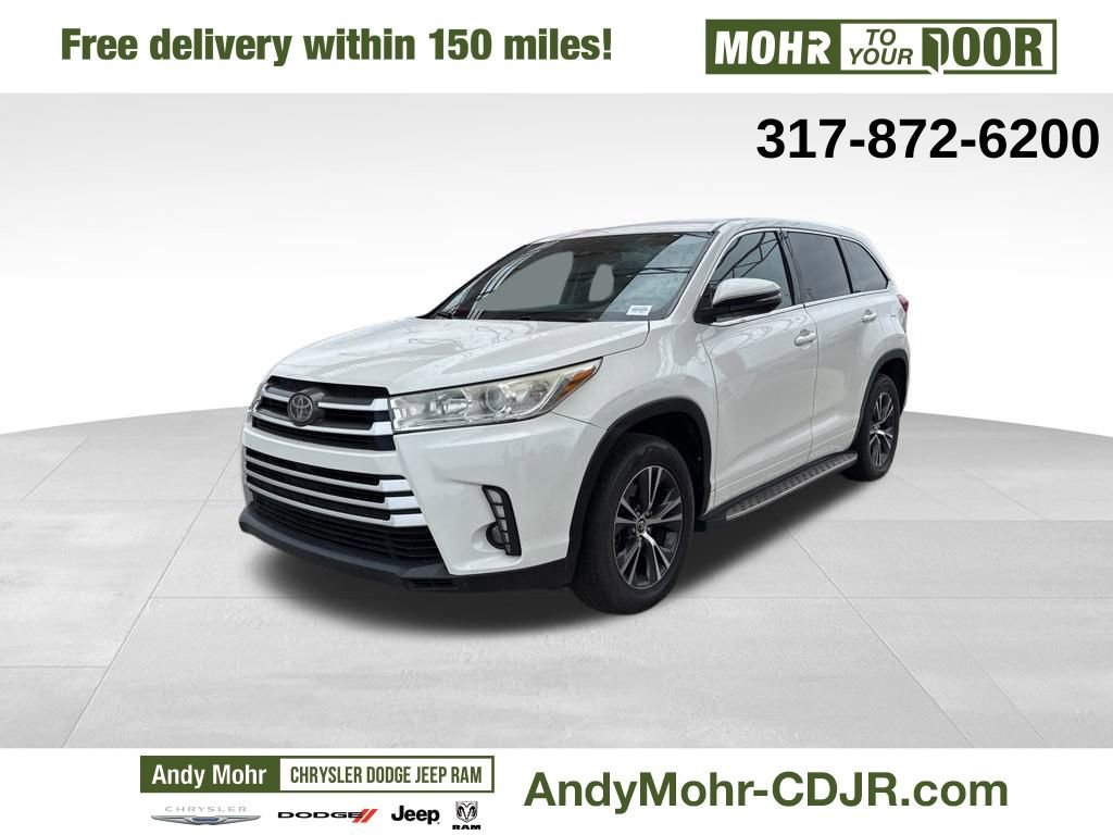 Used 2018 Toyota Highlander LE image 3