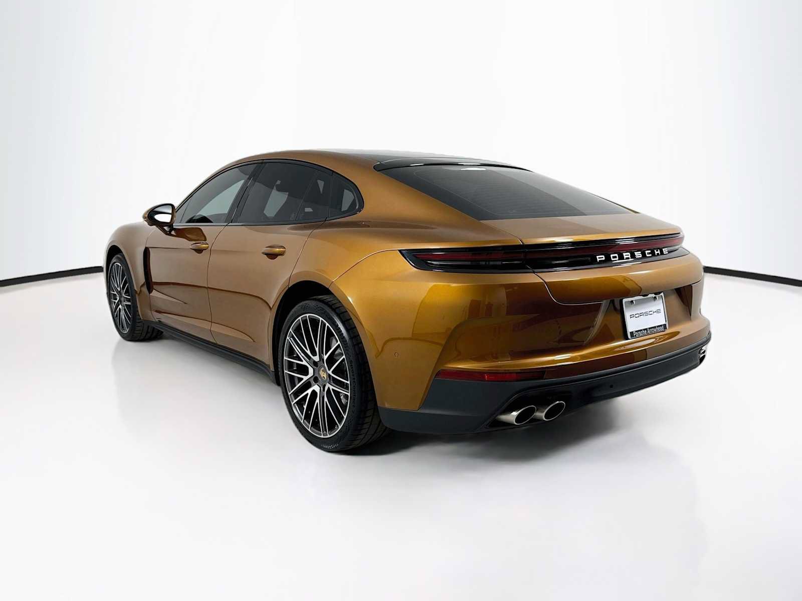 Used 2026 Porsche Panamera RWD image 3