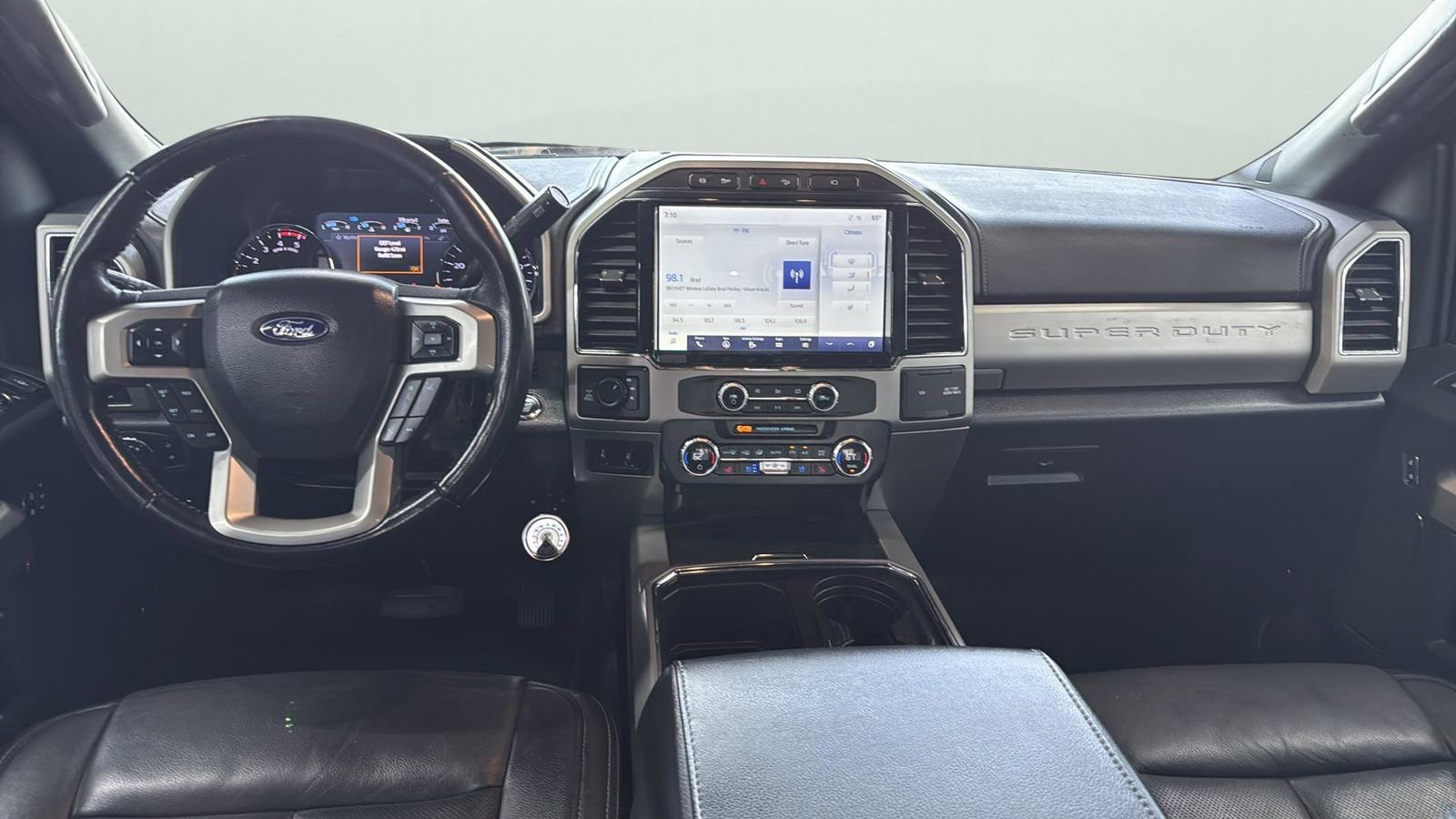 Used 2022 Ford F350 Lariat w/ Lariat Ultimate Package image 19