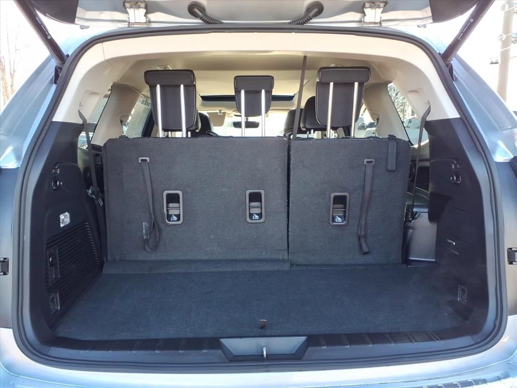 Used 2022 Subaru Ascent Limited w/ Technology Package image 19