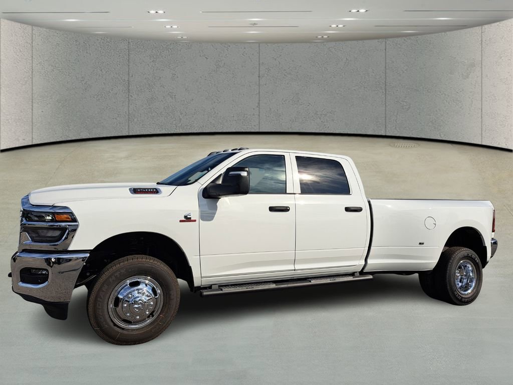 New 2026 RAM 3500 Tradesman AWD/4WD image 9