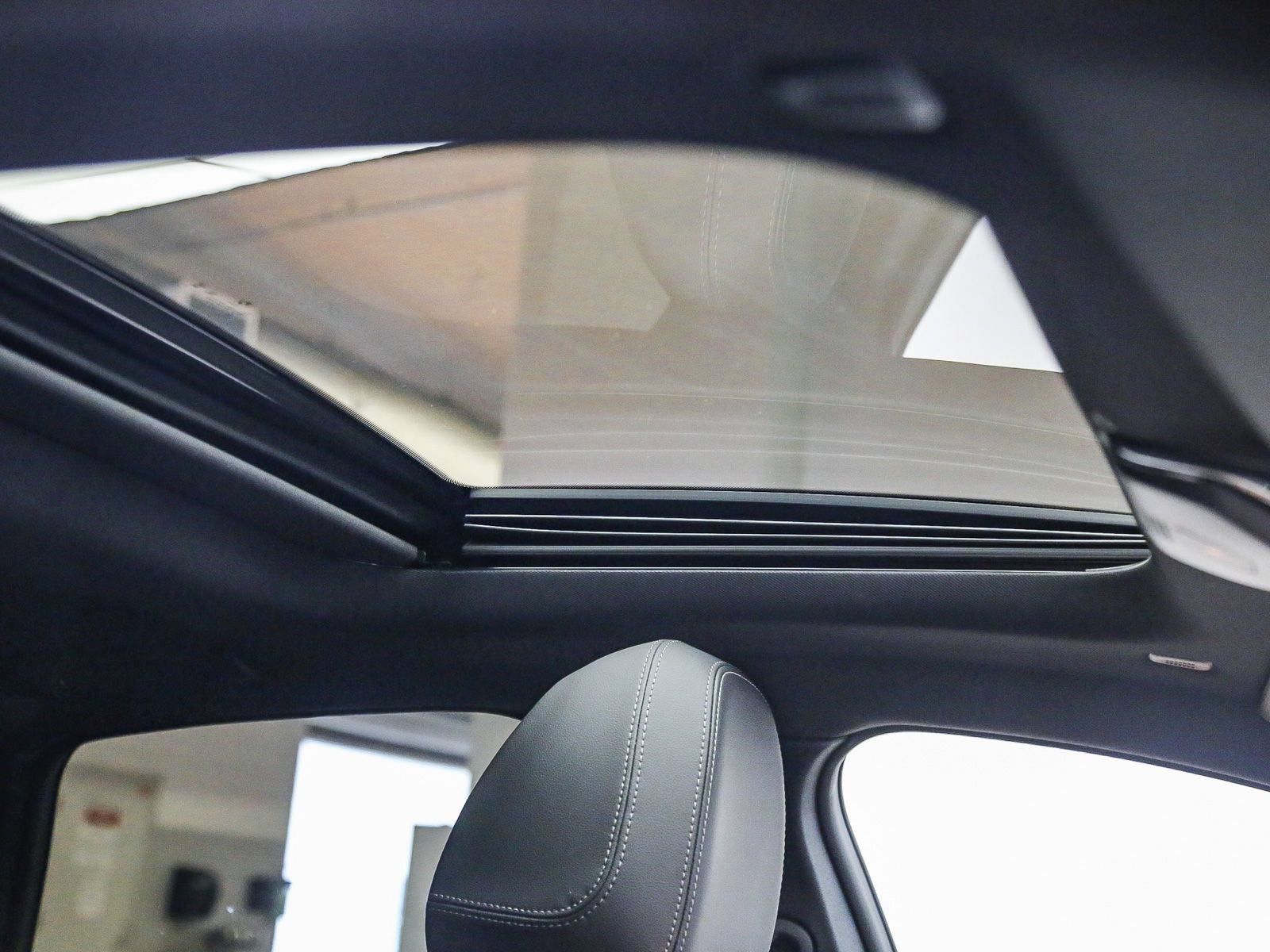 Certified 2023 BMW i4 eDrive35 w/ Premium Package RWD image 17