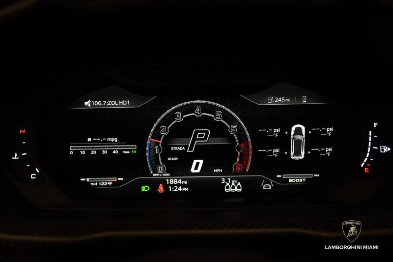 Used 2024 Lamborghini Urus Performante image 70