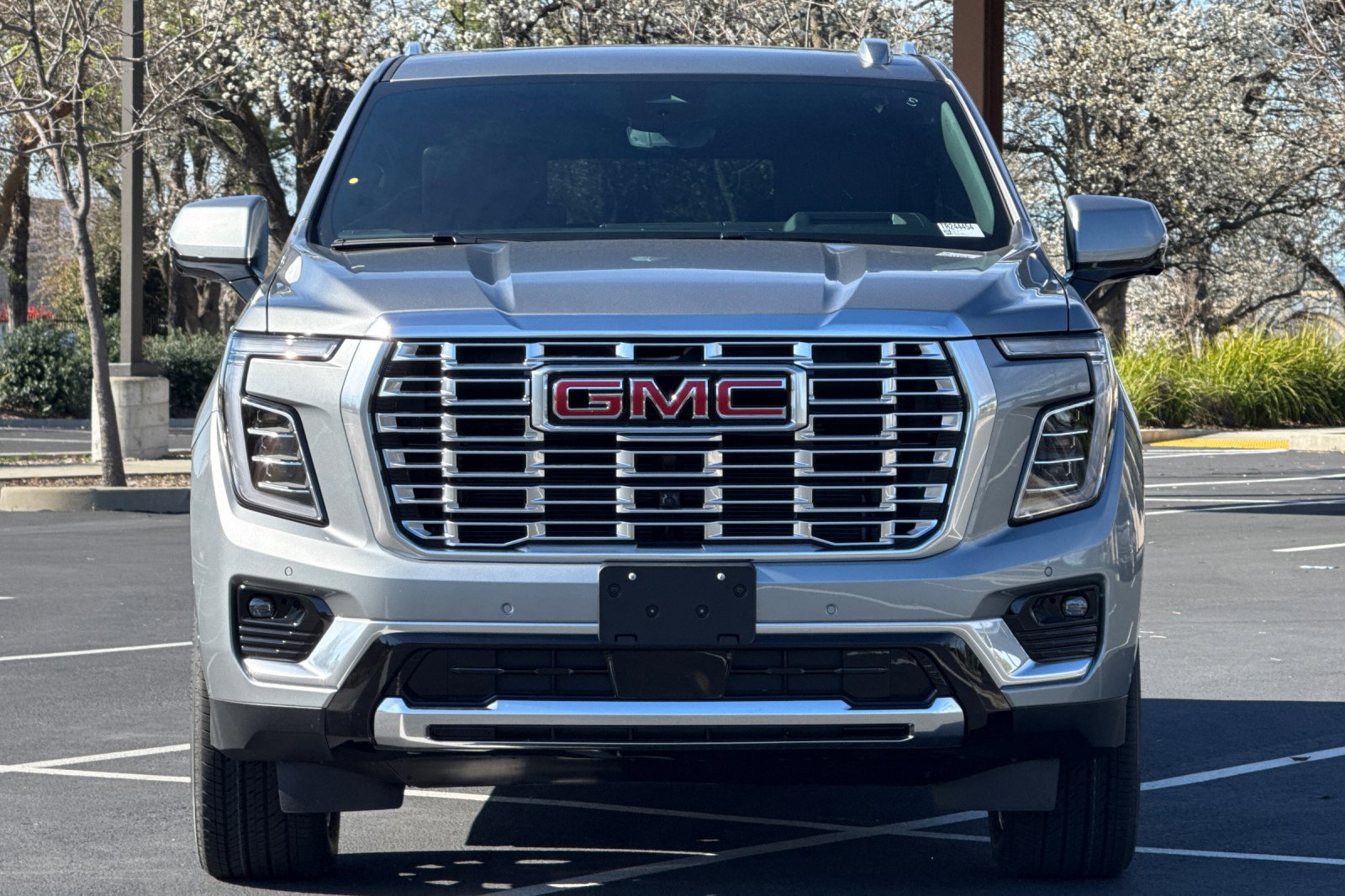 New 2026 GMC Yukon XL Denali w/ Denali Reserve Package image 10