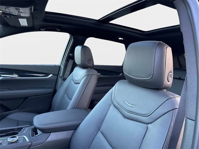 New 2026 Cadillac XT5 Premium Luxury image 16