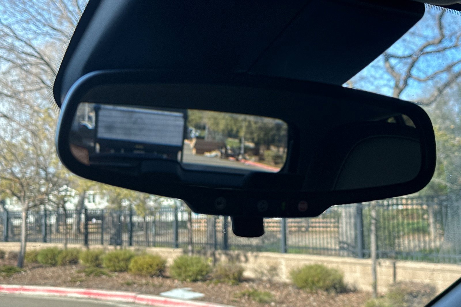 Used 2022 Chevrolet Trax LT w/ LT Convenience Package image 25