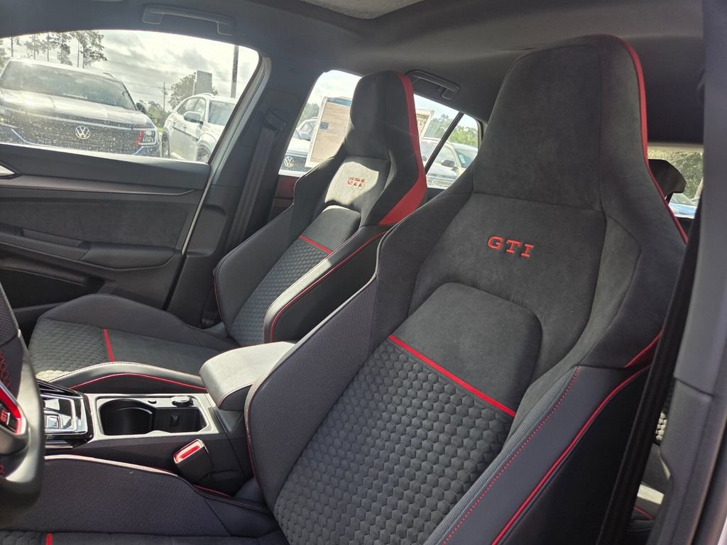 New 2026 Volkswagen GTI SE FWD image 11