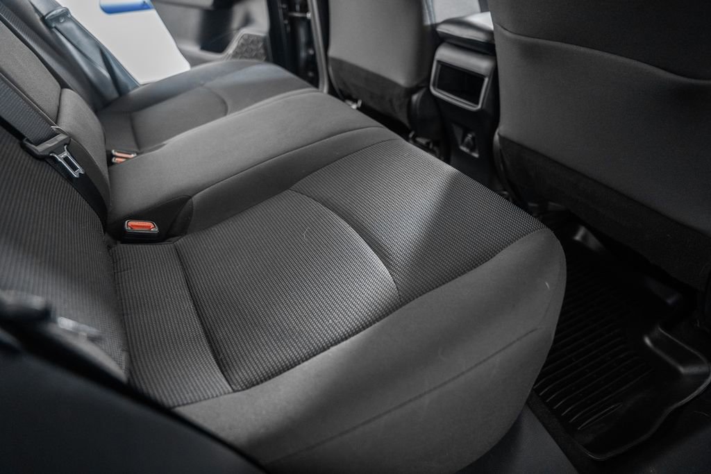 Used 2020 Toyota RAV4 LE image 29