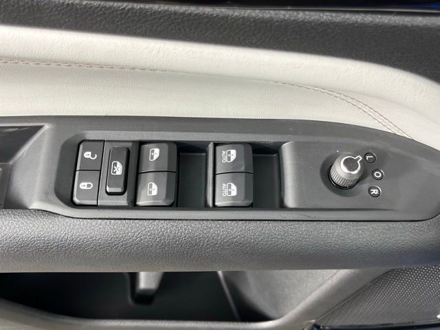 New 2025 Jeep Compass Limited w/ Sun & Sound Group AWD/4WD image 22