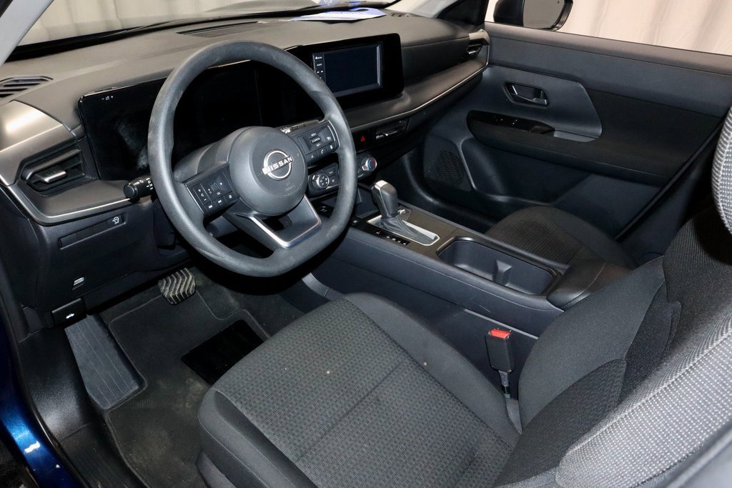 Certified 2025 Nissan Kicks S image 24