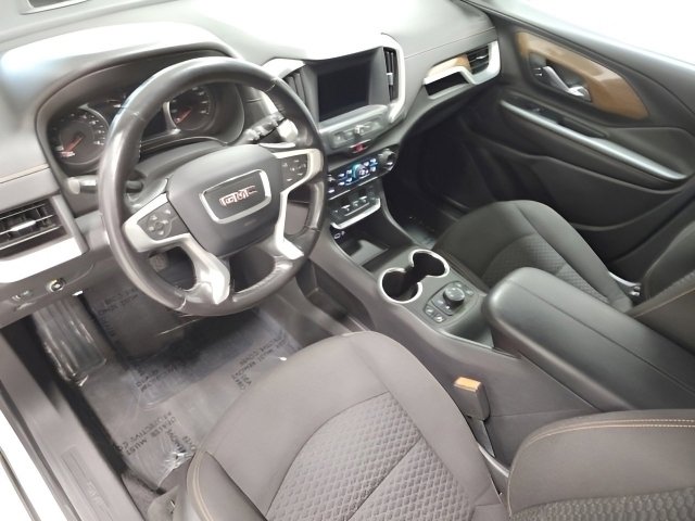 Used 2020 GMC Terrain SLE w/ Driver Convenience Package image 25