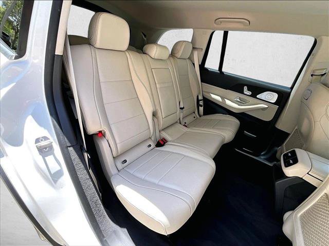 Used 2020 Mercedes-Benz GLS 450 4MATIC image 28