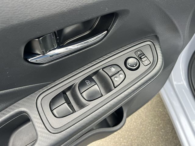 Used 2024 Nissan Versa SV image 13