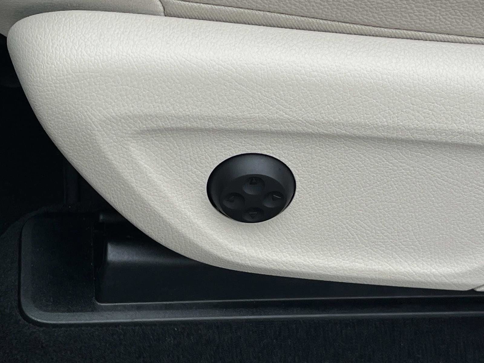 Certified 2025 Mercedes-Benz GLE 350 GLE 350 image 21