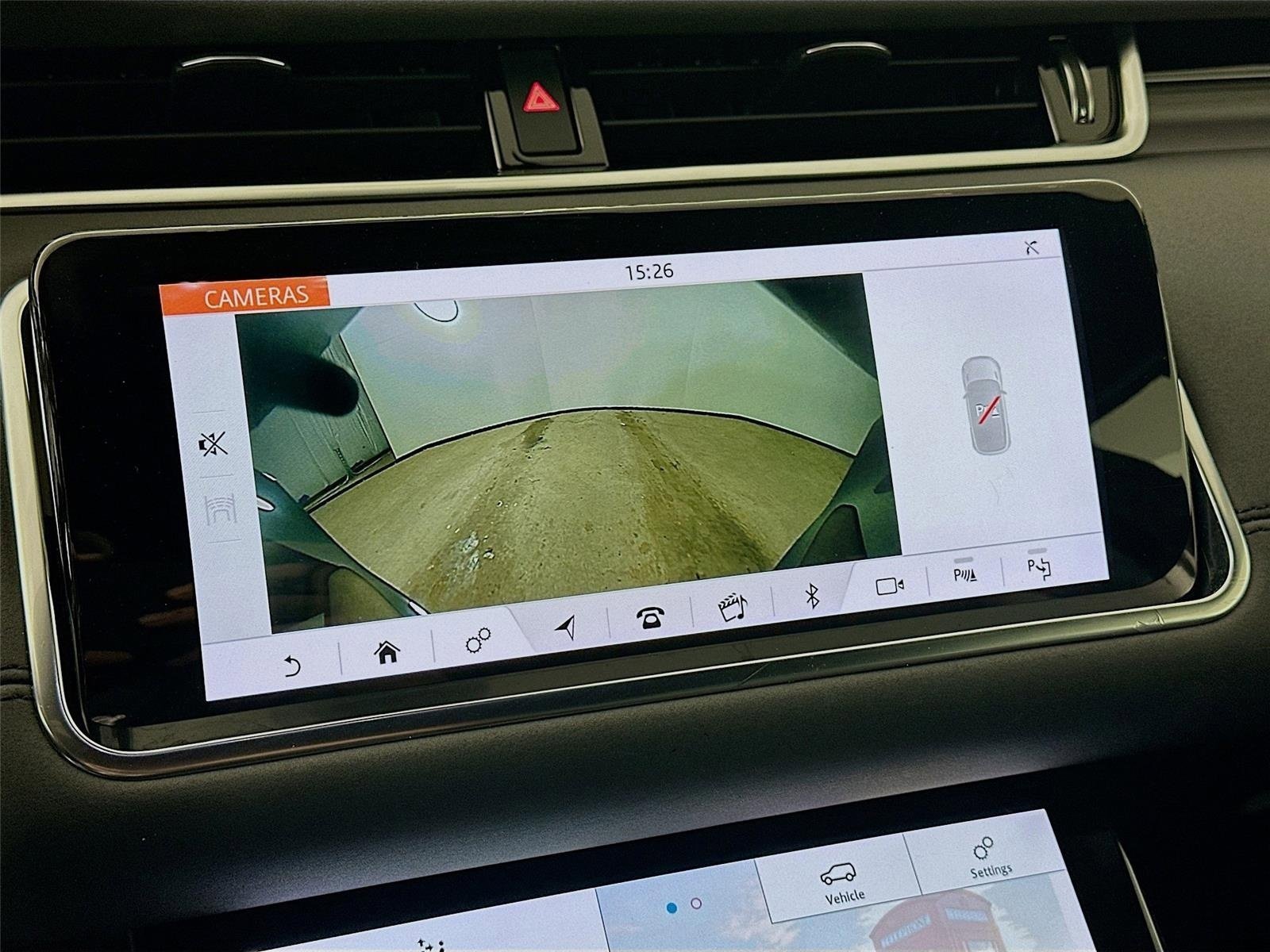 Used 2020 Land Rover Range Rover Evoque SE image 19