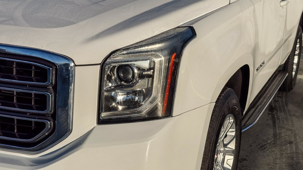 Used 2020 GMC Yukon SLT w/ Open Road Package RWD image 5