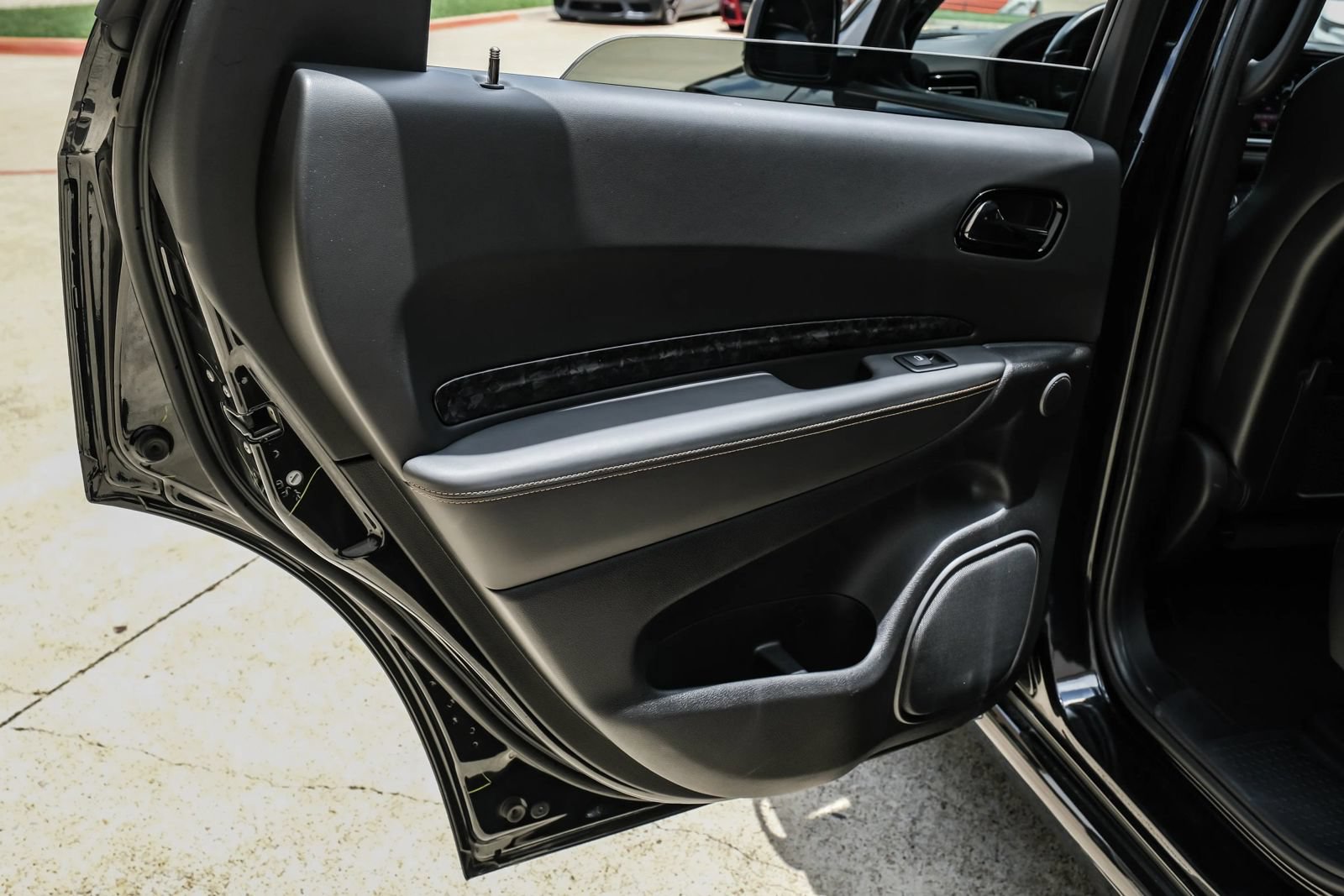 Used 2025 Dodge Durango R/T AWD/4WD image 49