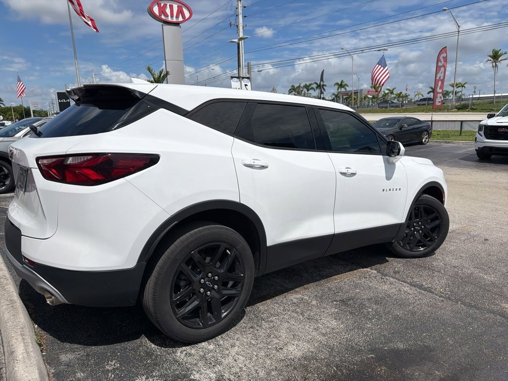 Used 2022 Chevrolet Blazer LT FWD image 4