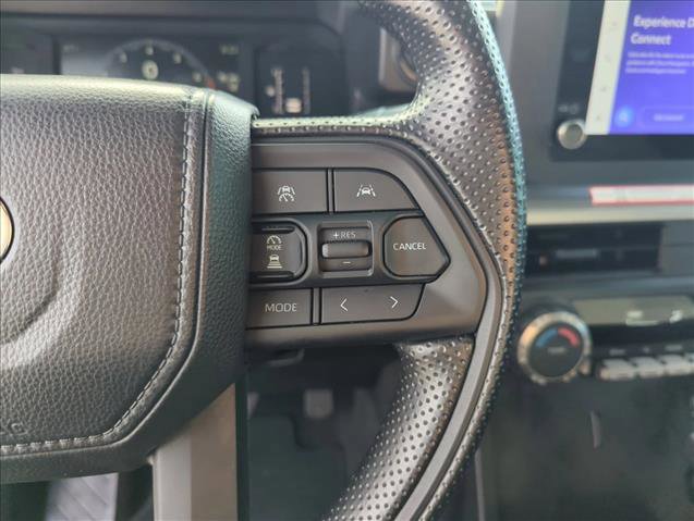 Certified 2025 Toyota Tacoma SR5 image 18