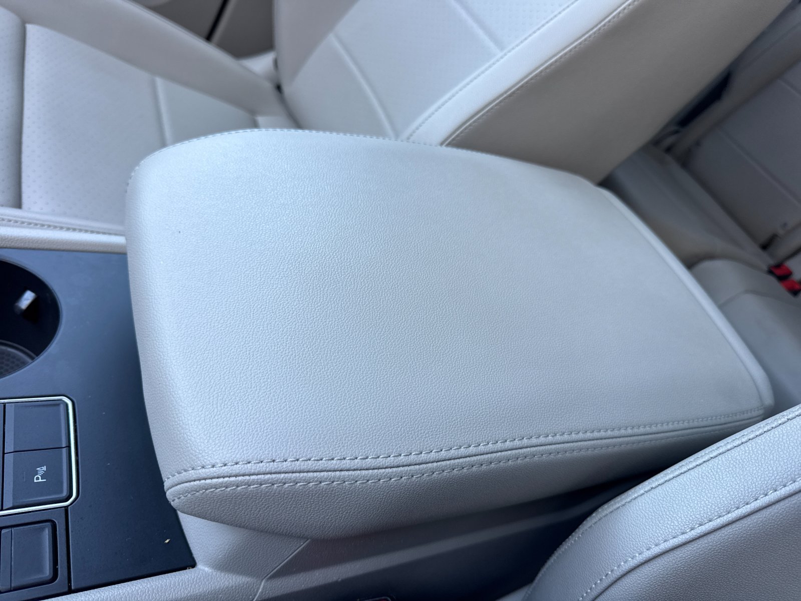 Used 2021 Volkswagen Atlas SE w/ Panoramic Sunroof Package FWD image 25