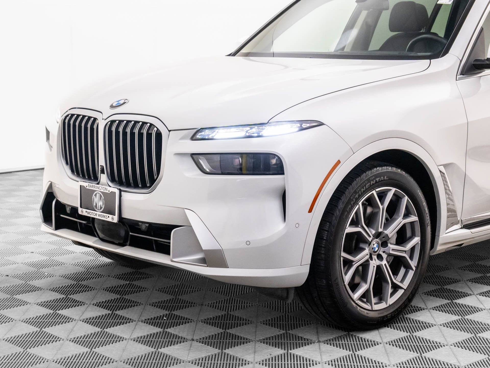 Certified 2025 BMW X7 xDrive40i w/ Executive Package image 40