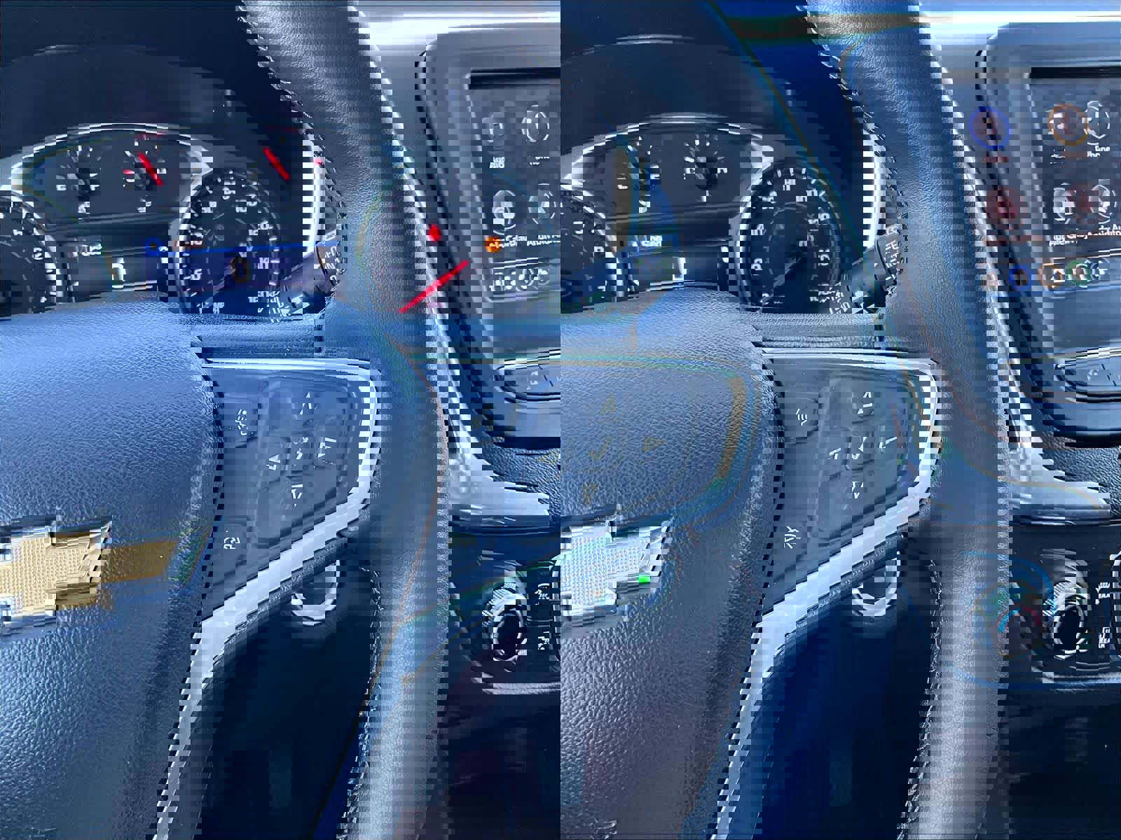 Used 2023 Chevrolet Equinox LT image 23