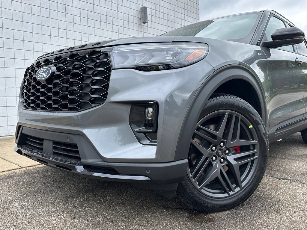 New 2027 Ford Explorer ST-Line w/ Premium Package AWD/4WD image 32