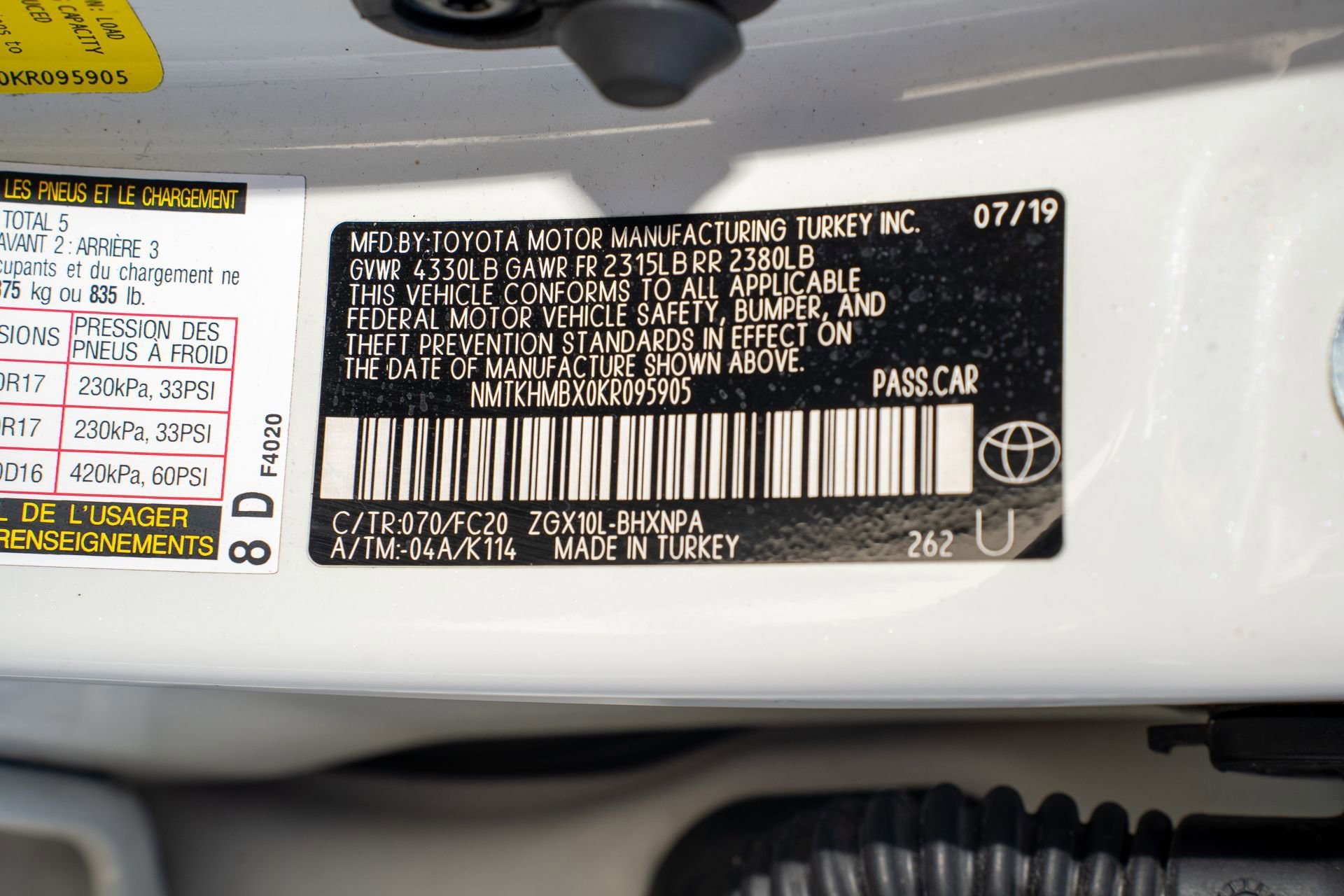 Used 2019 Toyota C-HR LE image 36