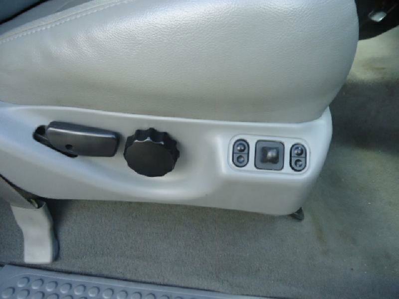 Used 2007 Ford F250 Lariat image 12