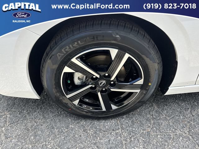 Used 2024 Nissan Sentra SV FWD image 12