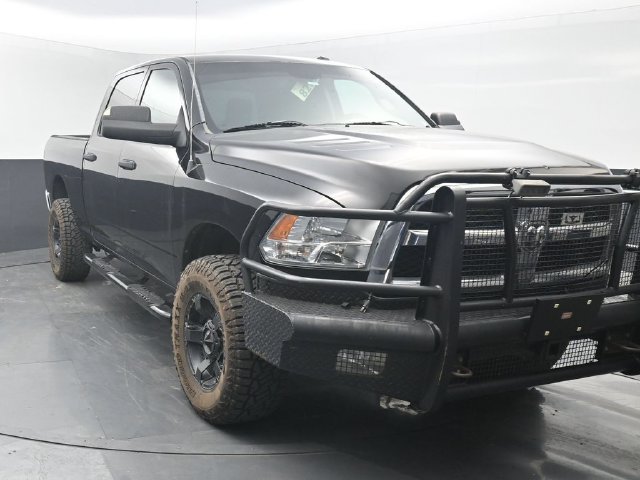 Used 2014 RAM 2500 Tradesman w/ Chrome Appearance Group AWD/4WD image 9
