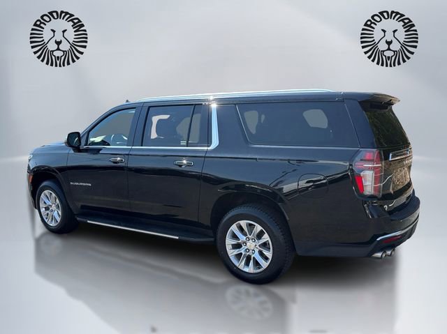 Used 2024 Chevrolet Suburban Premier AWD/4WD image 7