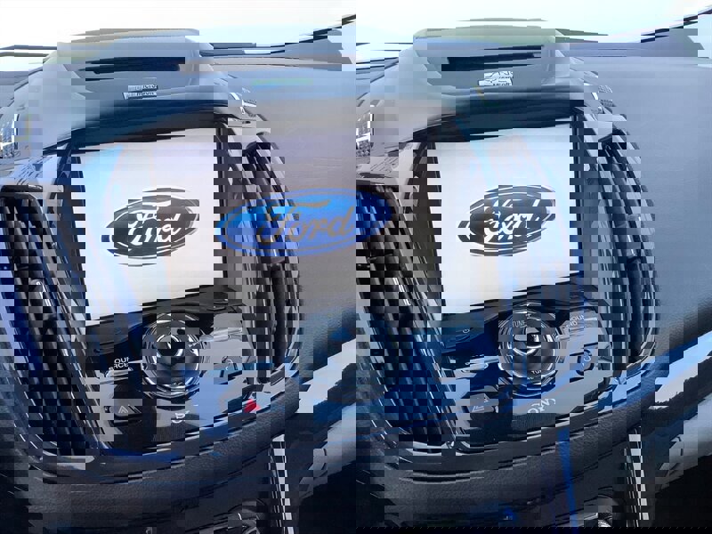 Used 2014 Ford Escape Titanium w/ Equipment Group 401A image 18