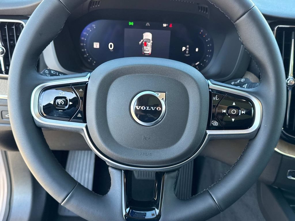 Used 2026 Volvo XC60 B5 Plus w/ Protection Package Premier AWD/4WD image 26