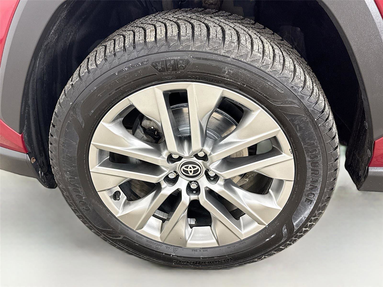 Used 2021 Toyota RAV4 Limited image 33