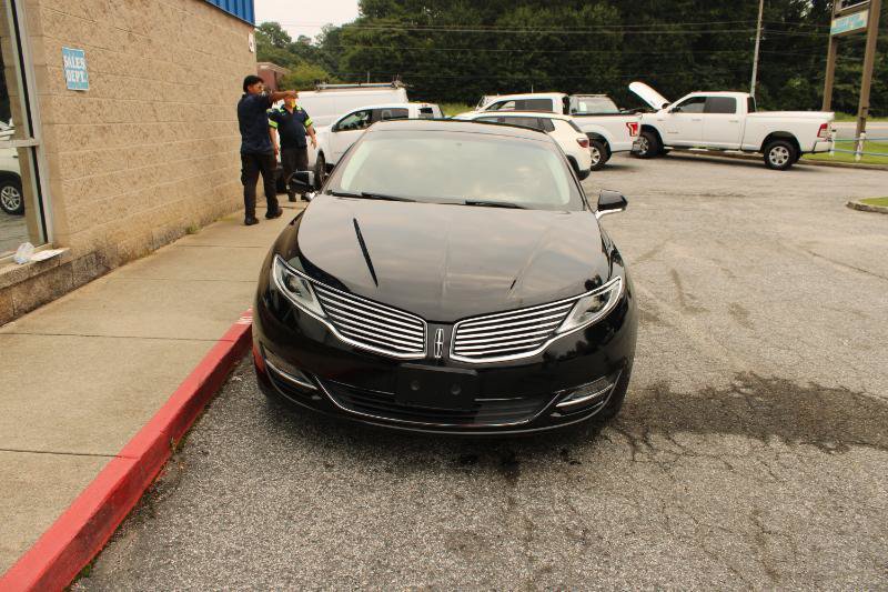Used 2016 Lincoln MKZ Hybrid FWD image 2