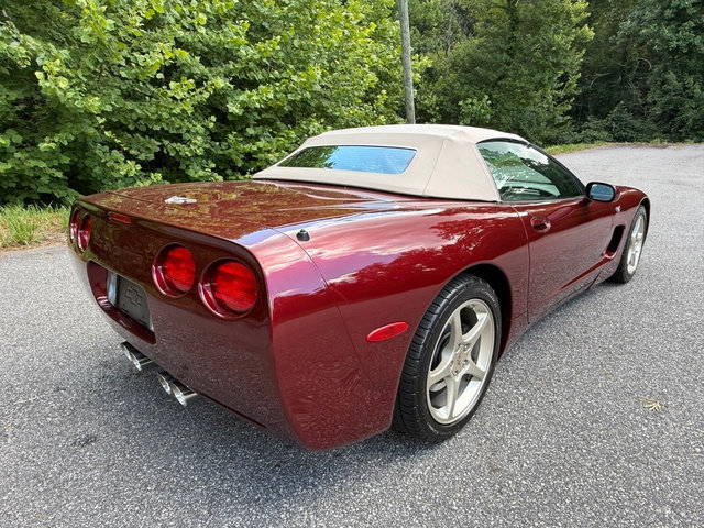 Used 2003 Chevrolet Corvette Convertible w/ Preferred Equipment Group1 RWD image 6