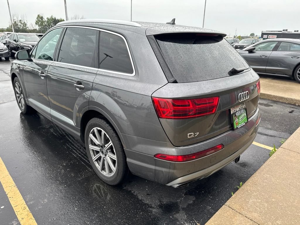 Used 2018 Audi Q7 3.0T Premium Plus AWD/4WD image 16