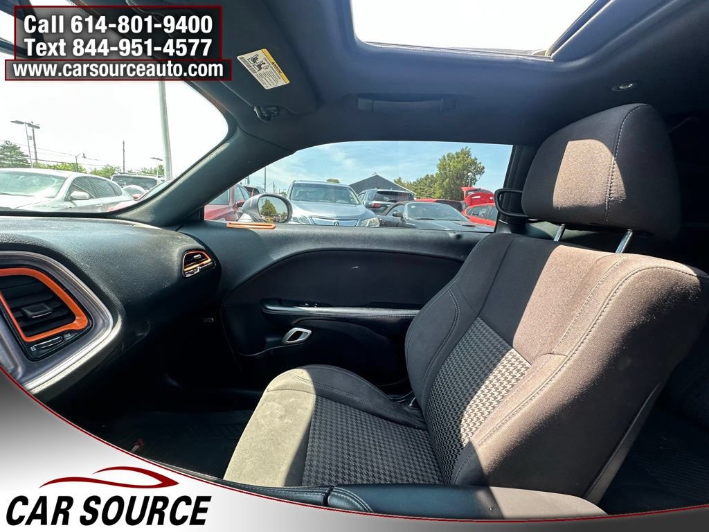 Used 2016 Dodge Challenger SXT w/ Blacktop Package RWD image 15