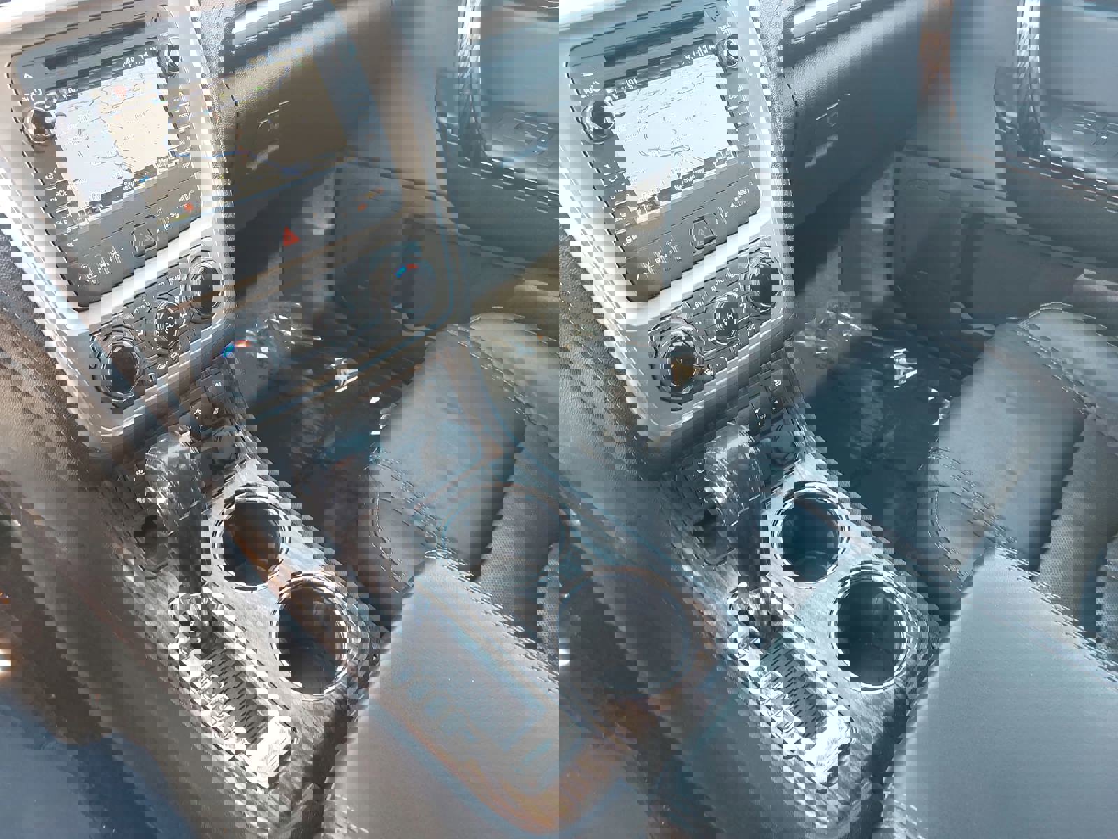 Used 2015 GMC Acadia Denali image 27