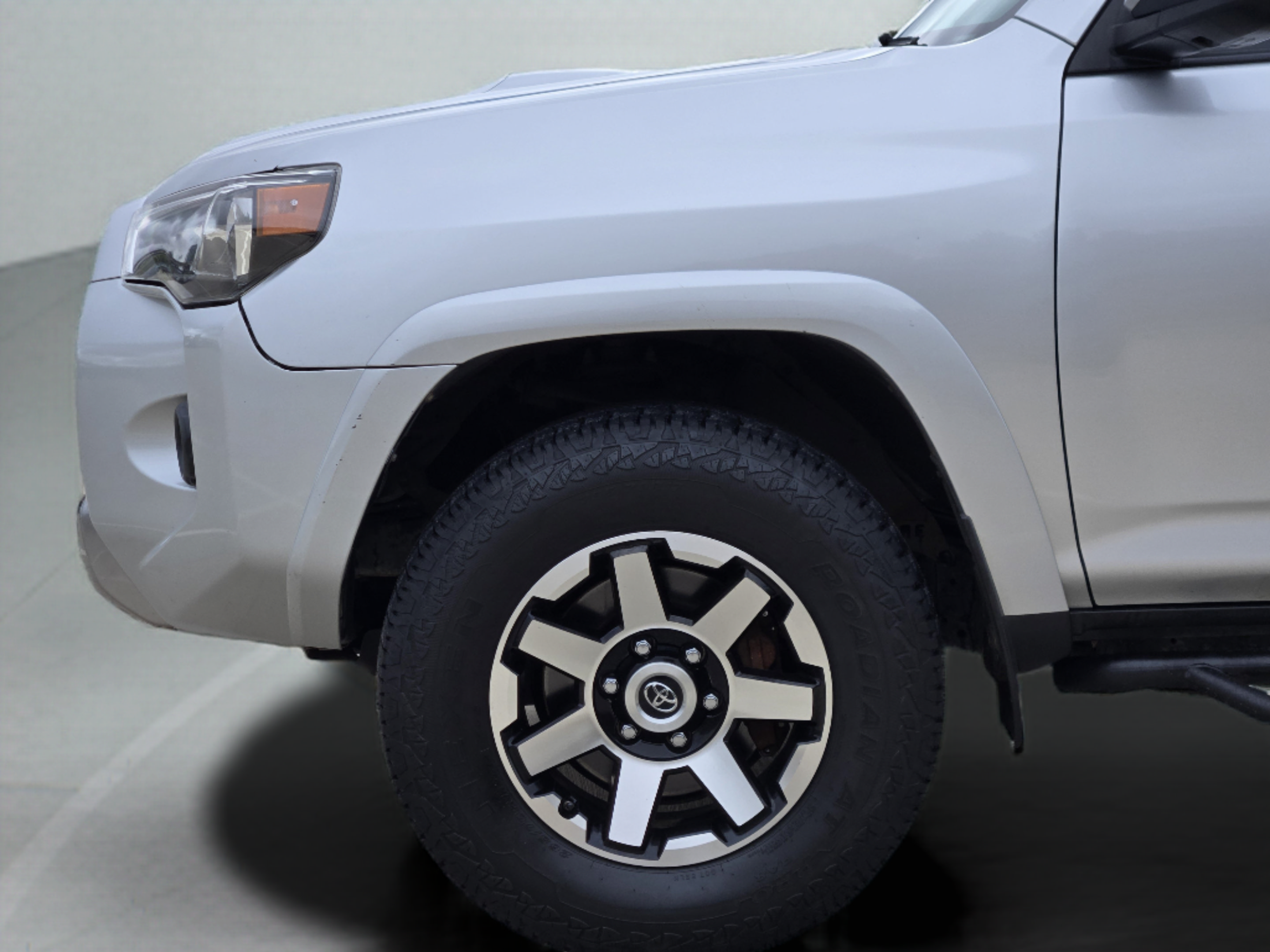 Used 2019 Toyota 4Runner TRD Off-Road Premium AWD/4WD image 30